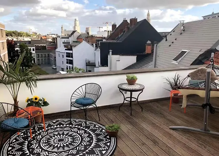 Cozy & Spacious Duplex With An Amazing Terrace