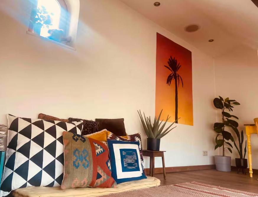 Cozy & Spacious Duplex With An Amazing Terrace